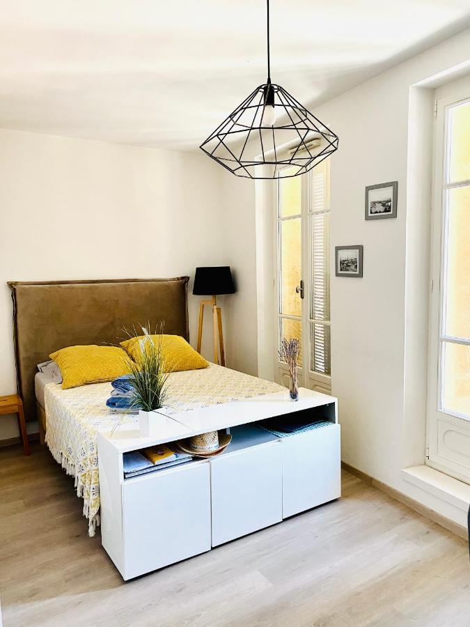 Grand Studio Au Pied Du Panier Lägenhet Marseille Exteriör bild